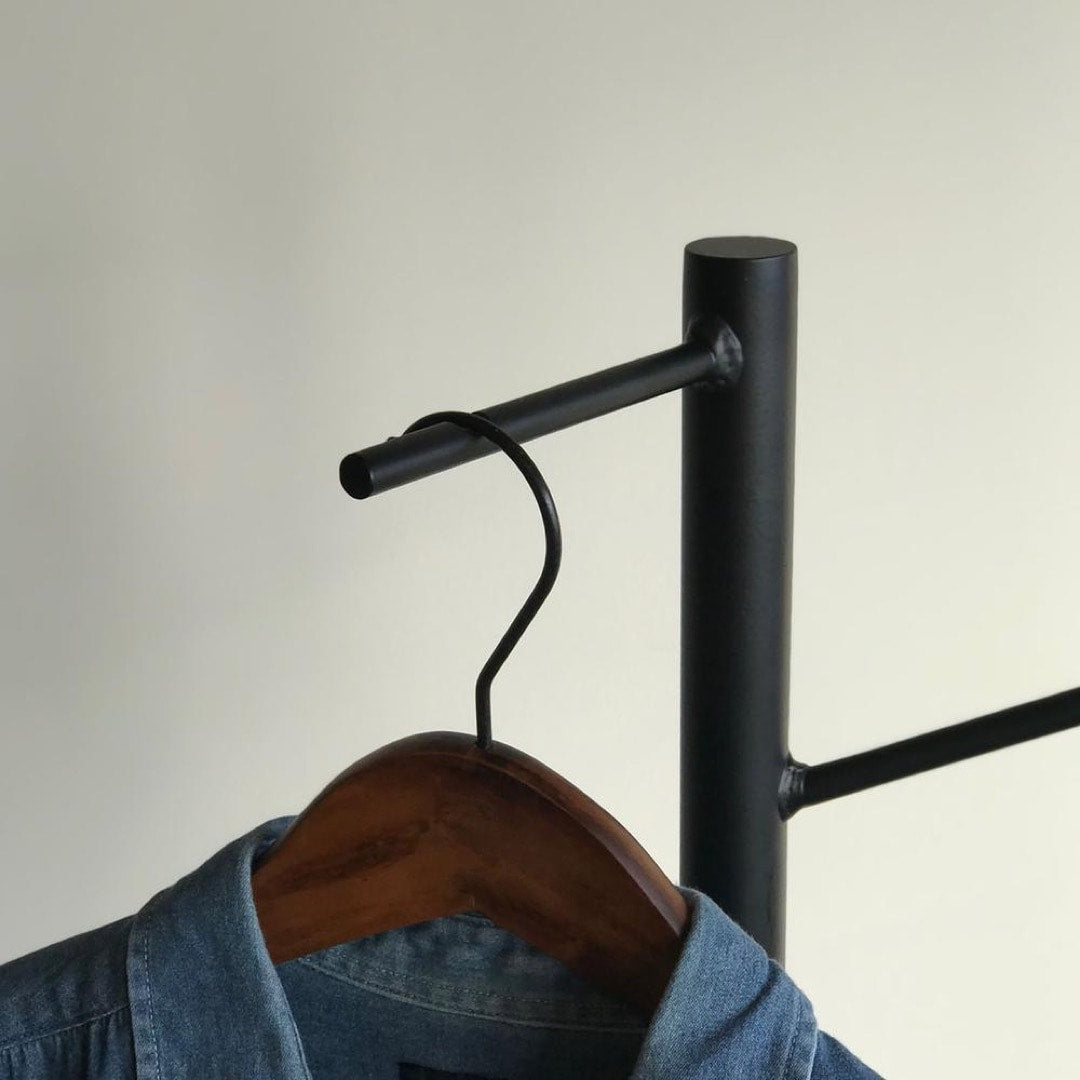 BY CAGE / ビーワイケージ ポールハンガー